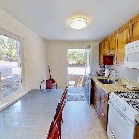 Downtown Cozy Home Base - Purple Sage 1 Moab Exterior photo